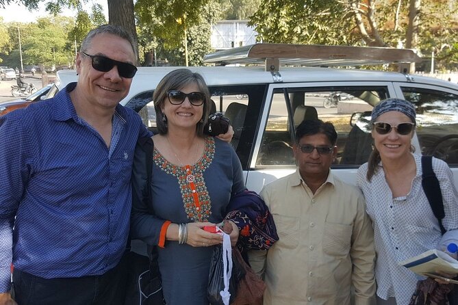Private Guided Tour of Old and New Delhi - Humayun’s Tomb shows the Mughal garden-tomb idea