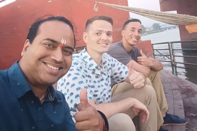 Private Haridwar and Rishikesh Day Tour from Delhi- All Inclusive - Ashrams, temples, and the meaning of Rishikesh