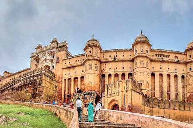 Private Jaipur(Pink City) Day Trip From Delhi By Car - Amer Fort: Jaipur’s Big First Impression