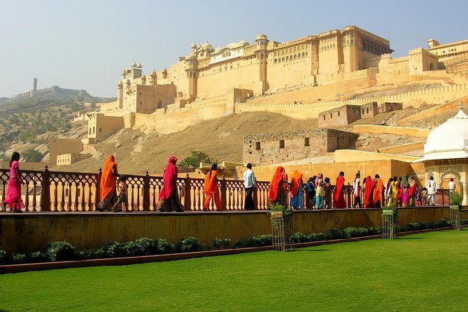 Private Jaipur Sightseeing Day Trip with Royal Palaces visit and Lunch from New Delhi - City Palace connects Jaipur’s royal past with museum rooms