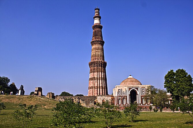 Private Old and New Delhi Full-Day Tour with Akshardham Temple - Why Akshardham makes a strong centerpiece