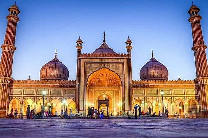 Private Old and New Delhi Full or Half-Day Guided Tour by Car - Jama Masjid, the powerful opening in Old Delhi
