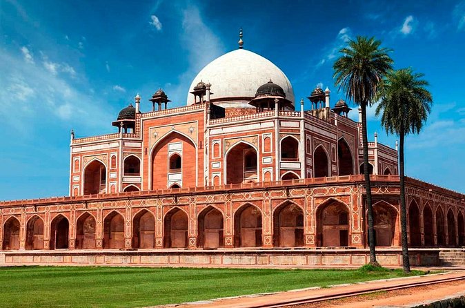 Private Old & New Delhi Sightseeing Day Tour - Red Fort or Gandhi Memorial