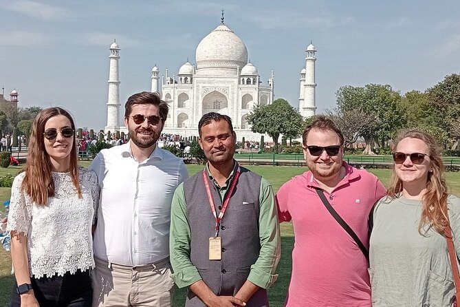 Private Same Day Taj Mahal and Agra Fort Tour By Car From Delhi - What the private car adds to the day