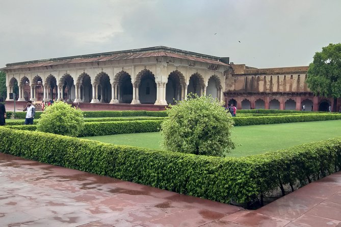 Private Same Day Taj Mahal Tour From Delhi - Agra Fort adds the political side of Mughal history