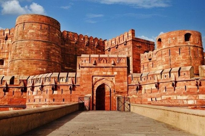 Private Sunrise Taj Mahal and Agra Day Tour from Delhi - Agra Fort adds the missing political story