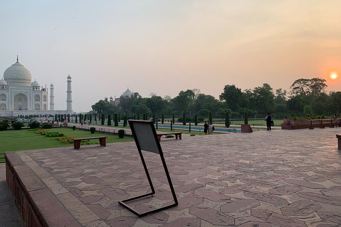 Private Sunrise Taj Mahal and Agra Fort Tour From Delhi To Agra- by AC Car - Why sunrise is the right time for the Taj Mahal