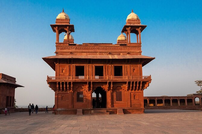 Private Sunrise Taj Mahal Tour from Delhi with Fatehpur Sikri - Private transport makes the long day manageable