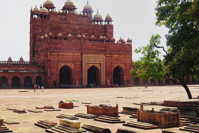 Private Sunrise Taj Mahal Tour from Delhi with Fatehpur Sikri - Who will enjoy this private Agra day trip