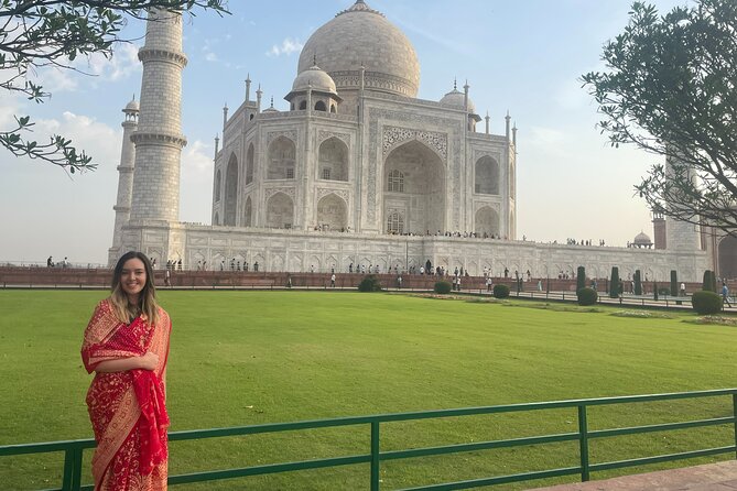 Private Taj Mahal & Agra Day Tour from Delhi by Express Train - Seeing the Taj Mahal for the first time