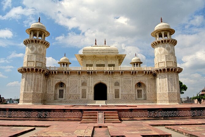 Private Taj Mahal, Agra Fort & Baby Taj Tour from Delhi by Train - The Taj Mahal from 9:45 a.m. to lunchtime