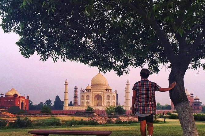 Private Taj Mahal Agra fort Day Trip from Delhi By Car - Four hours on the road in a private car