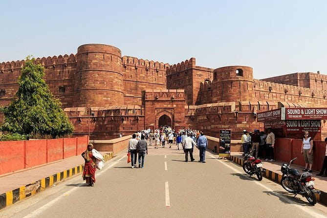 Private Taj Mahal & Agra Fort Guided Tour from Delhi - The Taj Mahal, three hours with India’s most famous monument