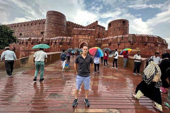 Private Taj Mahal and Agra Day Tour from Delhi-All Inclusive - Agra Fort puts the Taj Mahal in context