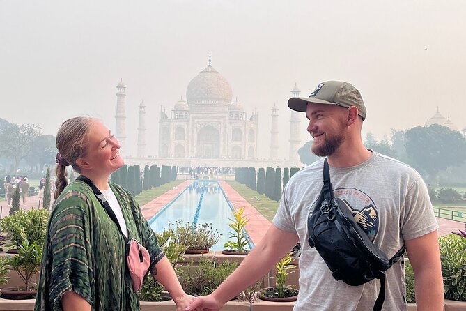 Private Taj Mahal and Agra Day Tour from Delhi-All Inclusive - Lunch at a 5-star restaurant