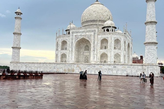 Private Taj Mahal and Agra Day Trip from Delhi by Car with Lunch - Lunch and the booking option to check