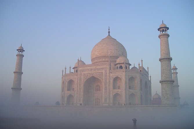 Private Taj mahal and Fatehpur Sikri Tour From Delhi - Private pickup across Delhi NCR