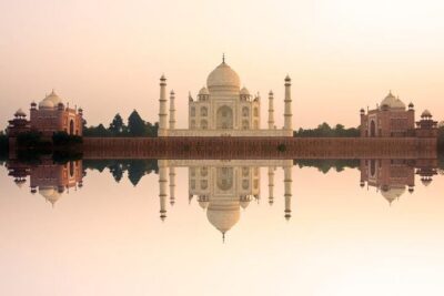 Private Taj Mahal at Sunrise and Agra Day Tour from Delhi
