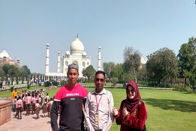 Private Taj Mahal Day Tour from Delhi by Car - All Inclusive - Lunch at Courtyard Agra
