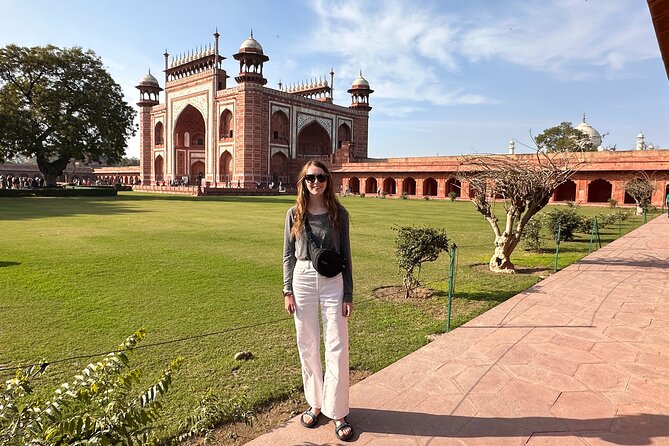 Private Taj Mahal Sunrise & Agra Day Tour By Car - The guide can make or break the day