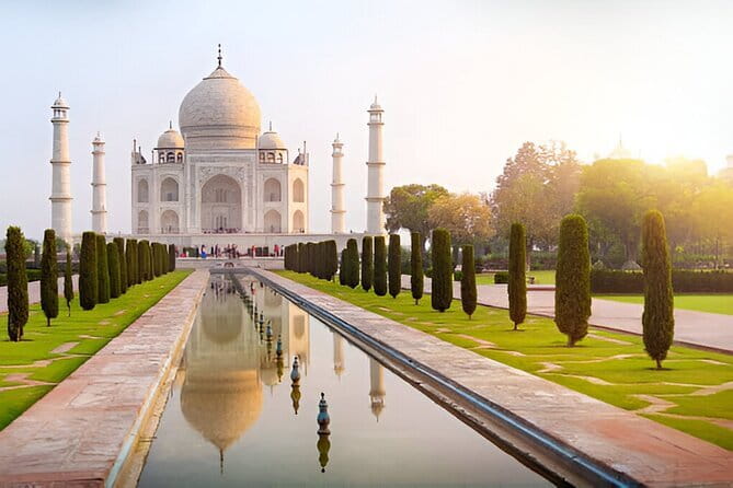 Private Taj Mahal Sunrise Tour and Agra Sightseeing from Delhi - Key points to know before you book