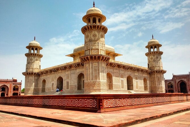 Private Taj Mahal Tour from Delhi by Car - A quieter look at the Baby Taj