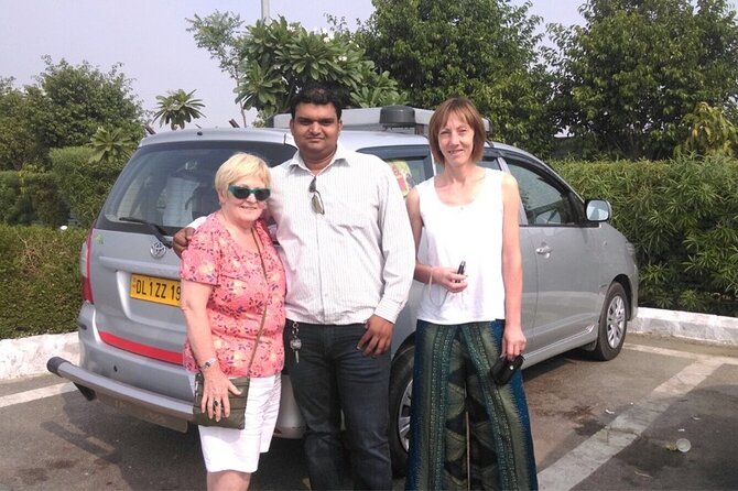Private Tour : Delhi Day Tour with Tour Guide - Lotus Temple offers a calmer change of pace