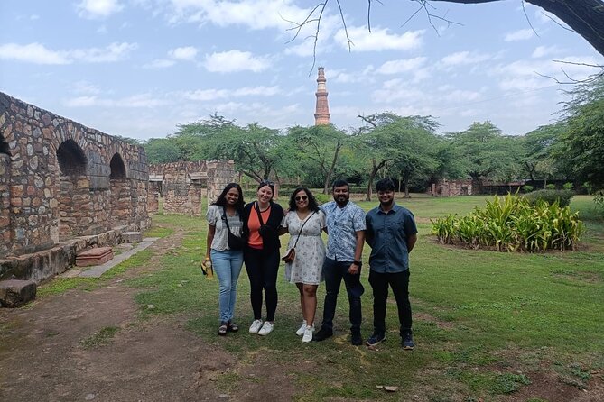 Private Tour in Mehrauli Archaeological Park & Qutub Minar - Practical advice for a smoother visit