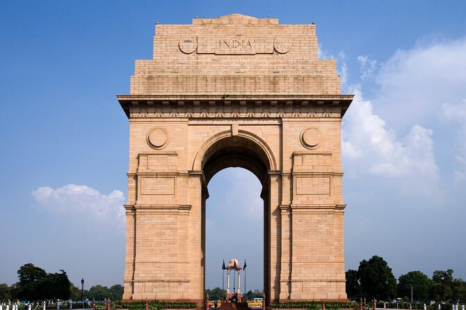 Private Tour of Delhi Local City Sightseeing Tour - India Gate, Parliament House, and Rashtrapati Bhavan