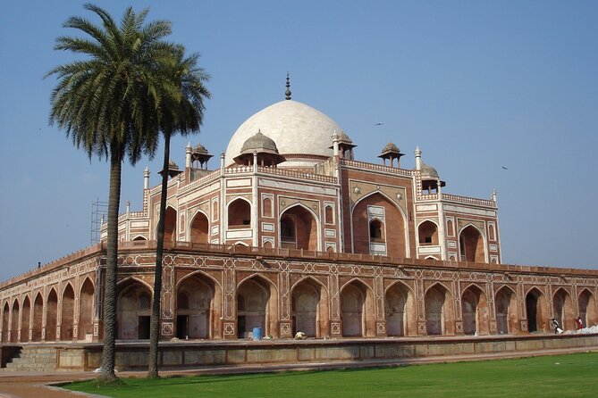 Private Tour, The Portraits of Old and New Delhi with Pickup Included - Qutub Minar and the Mehrauli beginning