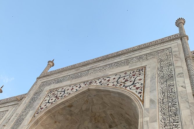 Private Transfer From New Delhi Airport /Hotel to Agra - Finding your driver at Delhi Airport Terminal 3
