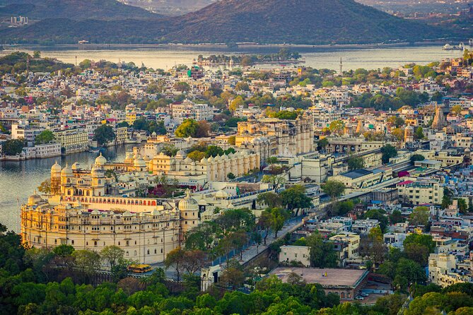 Rajasthan:- Maharaja Places of Royal Rajasthan 07- Days Tour - Day 2: Amber Fort, Jaigarh, and an evening of folk culture