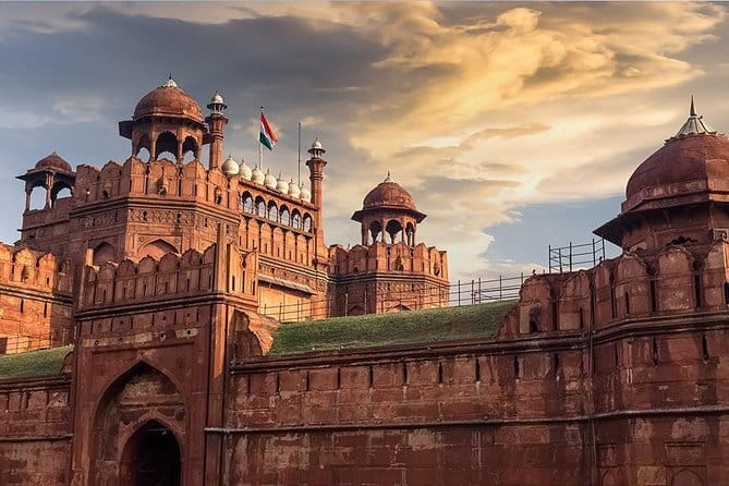 Red Fort Fast Track Entry Ticket in Delhi 2 hours Tour - Meeting at Lahori Gate at noon