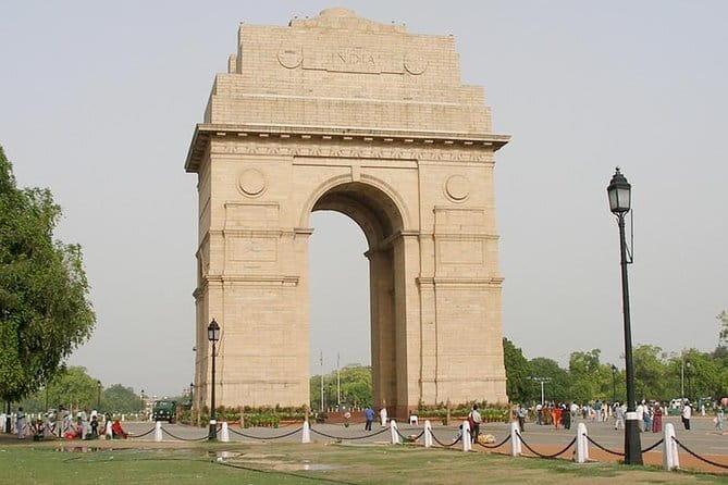 Red Fort Fast Track Entry Ticket in Delhi 2 hours Tour - Mughal gardens and royal pavilions
