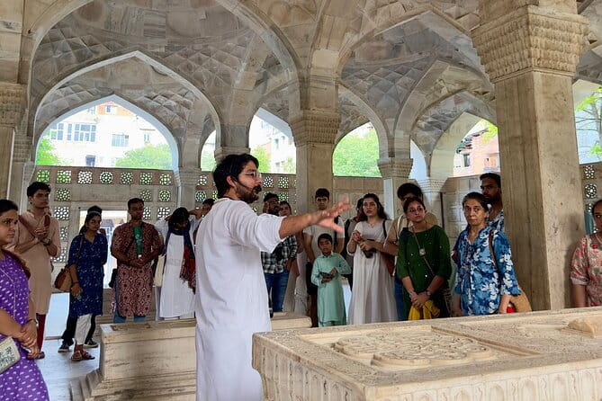 Saints and Royals of Delhi Private Tour - Who will get the most from this Nizamuddin walk