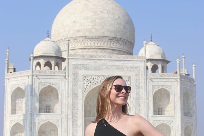 Same Day Agra/Taj Mahal Tour from Delhi : Private & all inclusive - Meeting your guide in Agra