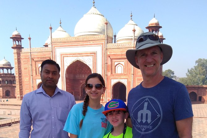 Same Day Luxury Taj Mahal, Fort & Baby Taj Tour from Delhi by Car - Seeing the Taj Mahal with arranged entry
