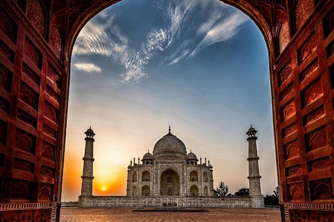Same Day Taj Mahal/Agra Tour from Delhi : Private & All Inclusive - The early Delhi pickup and three-hour road journey