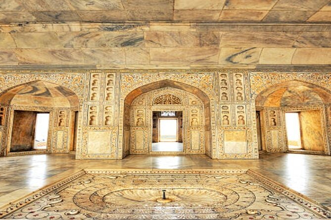 Same Day Taj Mahal and Agra Fort Tour from Delhi By Car - The long road from Delhi to Agra