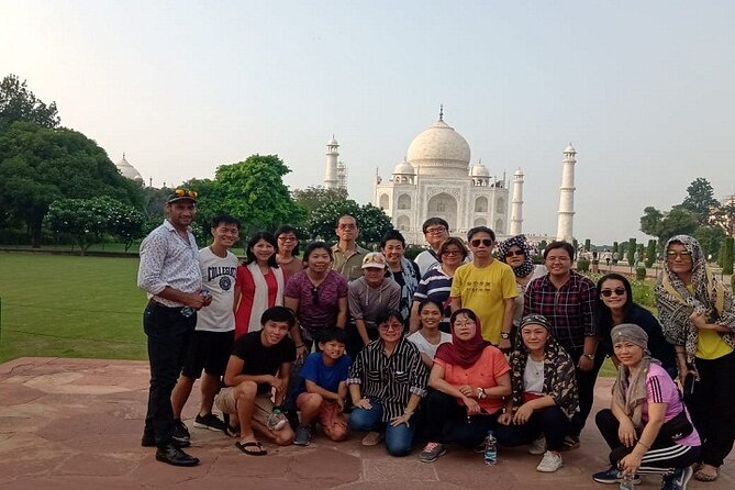 Sameday Taj Mahal Tour From Delhi With Lunch at 5 Star Hotel - Meeting the Taj Mahal for two hours