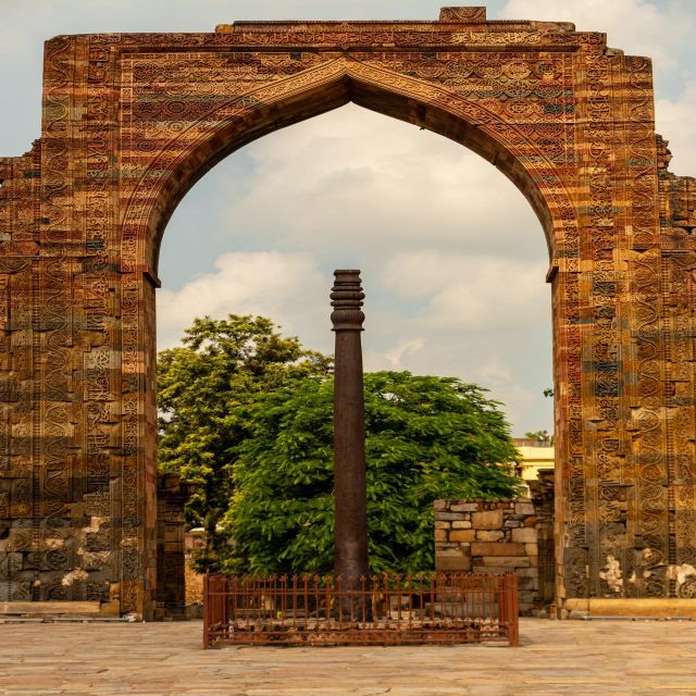 Skip-the-line Qutub Minar Private Tour with Transfer Option - Starting at the Qutub Minar Ticket Centre
