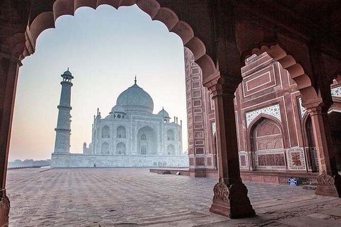 Skip the Line Taj Mahal Agra Fort Private Tour - Agra Fort, two hours of Mughal power
