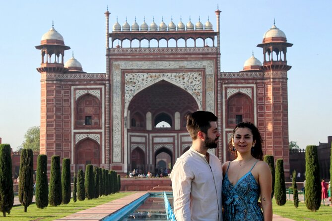 Skip-The-Line Taj Mahal Guided Tour with Flexible Options - Who should book this private Delhi to Agra day trip?