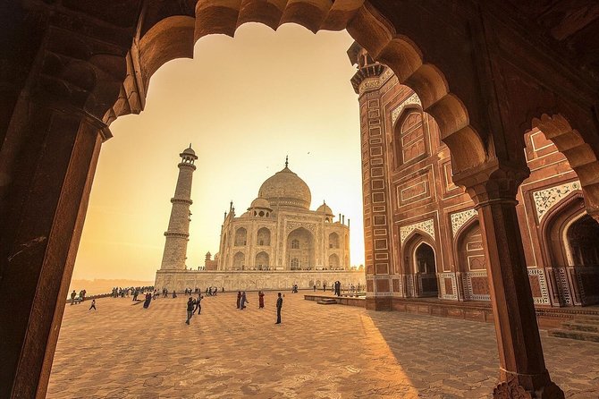 Skip The Line: Taj Mahal Tour From New Delhi With Drop At Jaipur - The guide and driver make a real difference