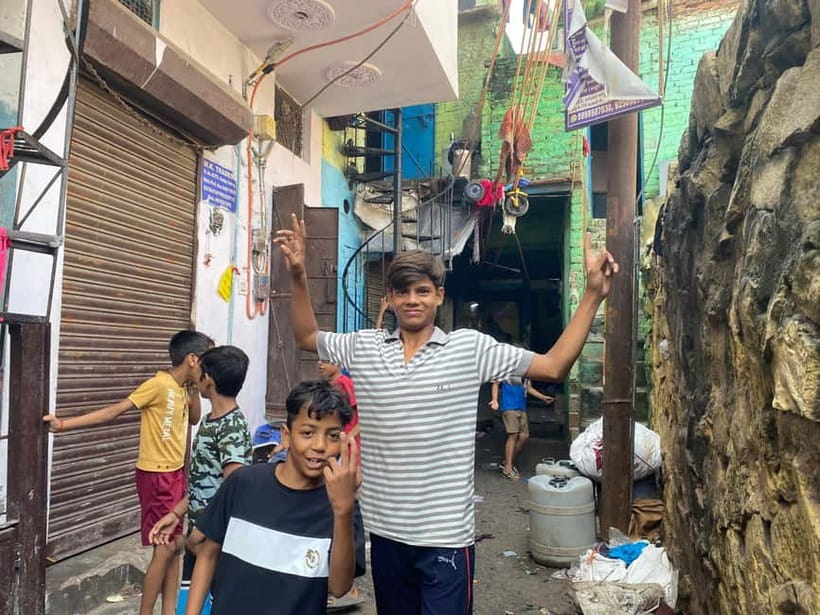Slum Tour - Sanjay Colony Slum Guided Walking Tour in DELHI - Meeting your guide at Harkesh Nagar Okhla
