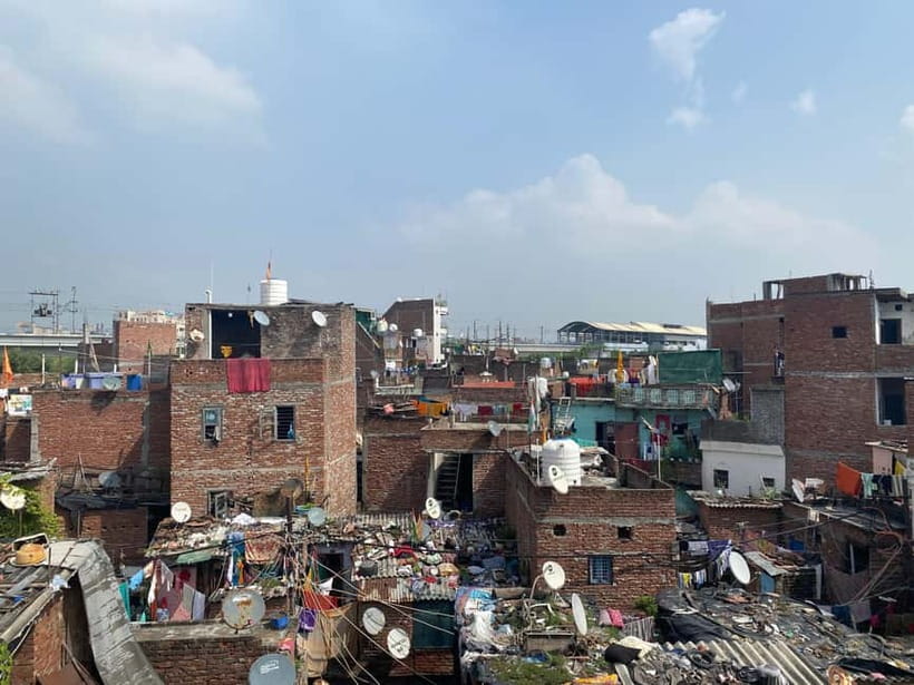 Slum Tour - Sanjay Colony Slum Guided Walking Tour in DELHI - Seeing Sanjay Colony as a place where people work