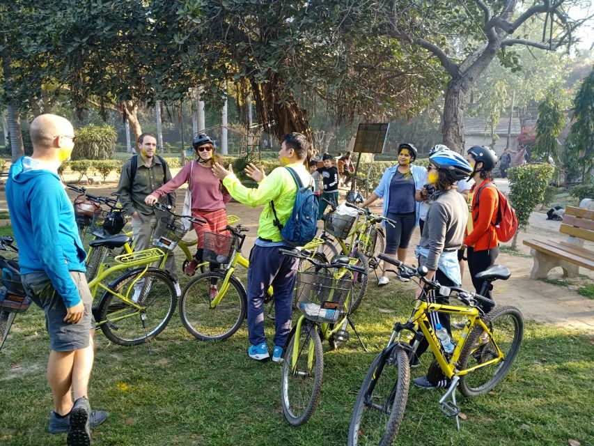 South Delhi: 3.5-Hour Private Bike Tour with Masala Dosa - Why a bicycle is a smart way to see South Delhi