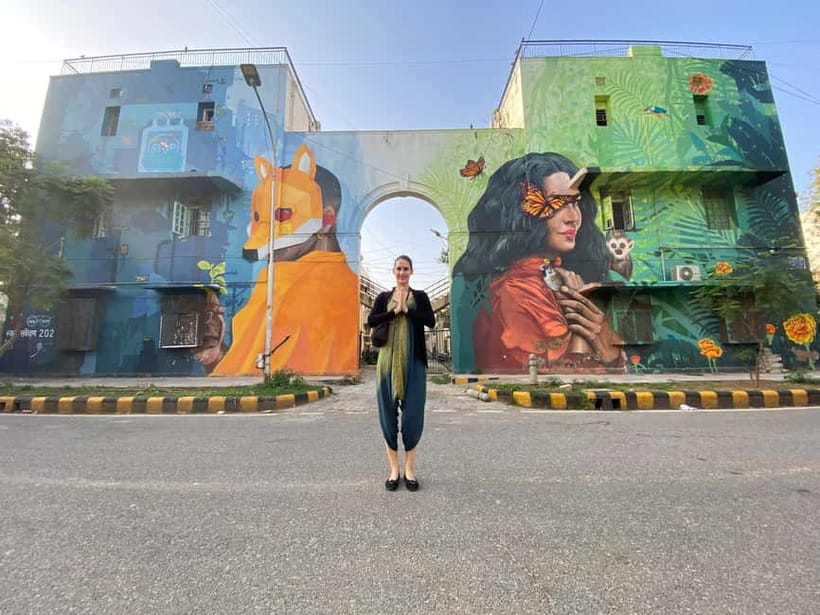Street Art Walk with Chai & Snack - Reading the murals instead of just photographing them