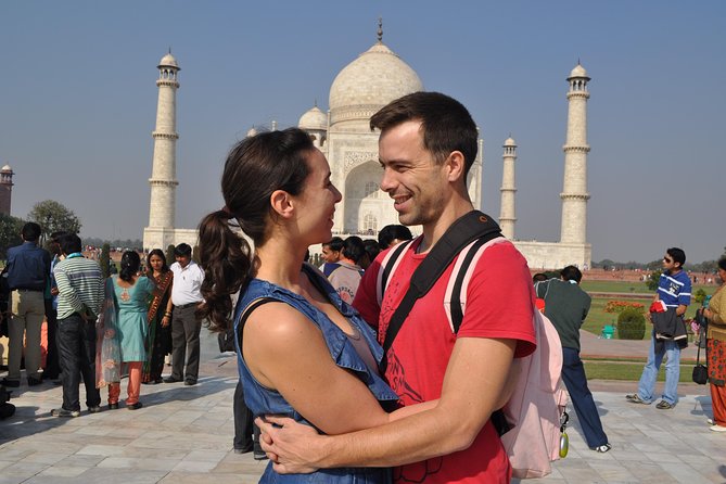 Sunrise Taj Mahal 2-Day Tour: Agra Fort & Fatehpur Sikri - The return to Delhi