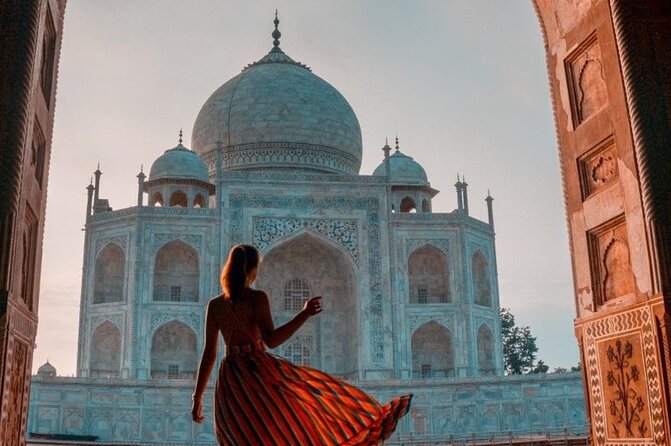 Sunrise Taj Mahal & Agra Fort Private Tour from Delhi – Inclusive - What the private guide adds